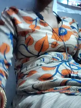 Hot-Rubyy online show from March 2026 02:51:01 PM