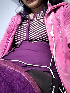 Hot-Rubyy online show from February 2026 04:59:01 PM