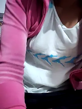 Hot-Rubyy online show from February 2026 02:25:01 AM