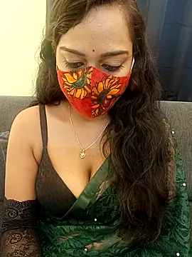 menaxi-baby7 online show from November 2025 07:25:02 PM