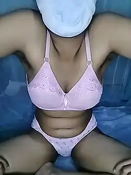 Cutie Miya online show from February 2026 01:44:01 PM