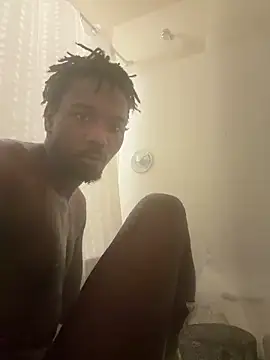 bbc4toes92 online show from November 2025 12:25:01 AM