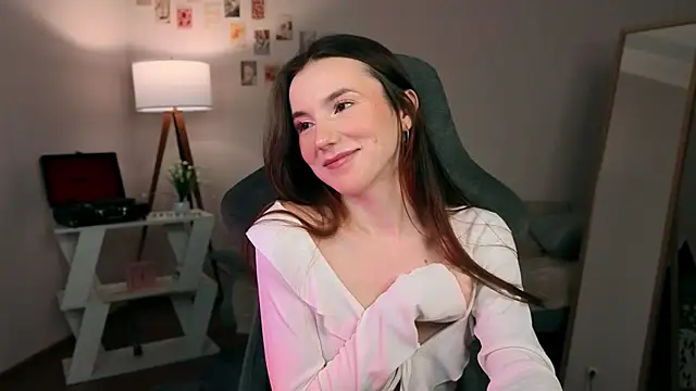 yourfrenchteacher online show from November 2025 04:45:01 AM