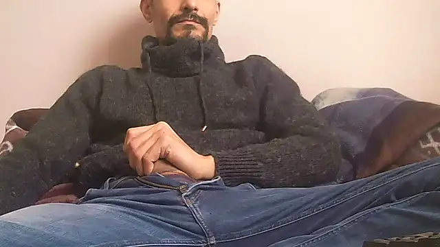 Snapshot of Ash59055 chatting on December 2025 12:07:02 PM Ash59055 online show from December 2025 12:07:02 PM