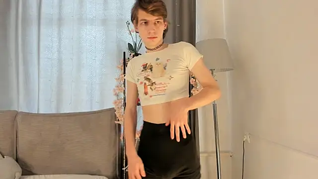 AvenGlow online show from April 2026 06:09:01 AM