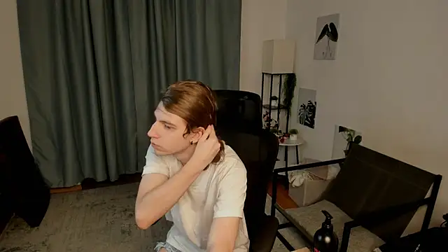 AvenGlow online show from February 2026 05:14:02 AM