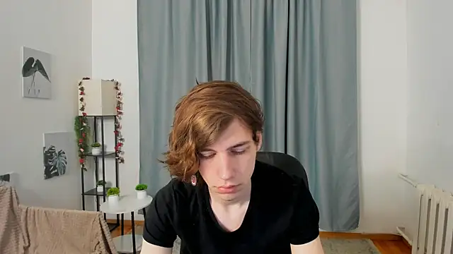 AvenGlow online show from December 2025 05:24:02 AM