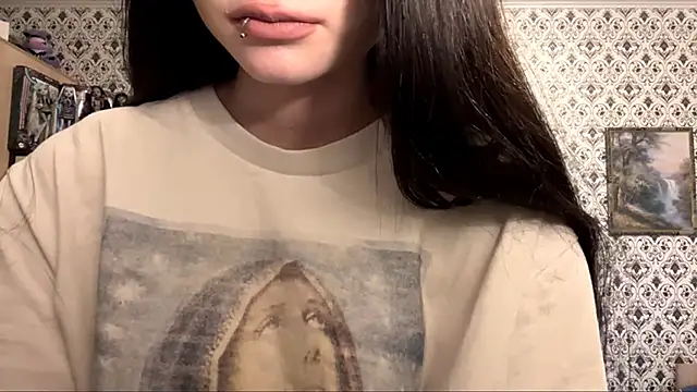 Snapshot of SofiaDreams09 chatting on November 2025 02:21:01 PM SofiaDreams09 online show from November 2025 02:21:01 PM