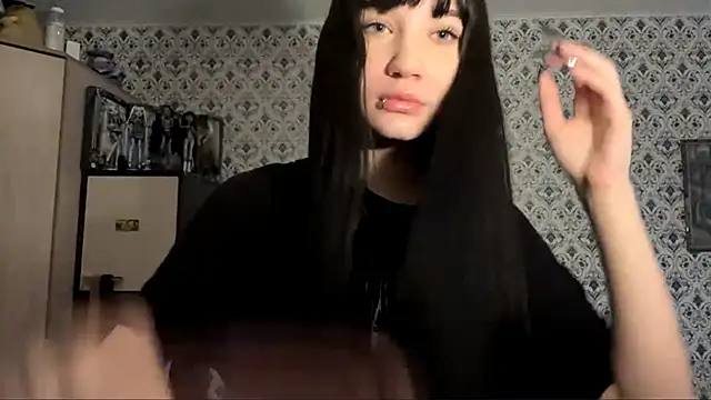 Snapshot of SofiaDreams09 chatting on November 2025 06:06:01 AM SofiaDreams09 online show from November 2025 06:06:01 AM