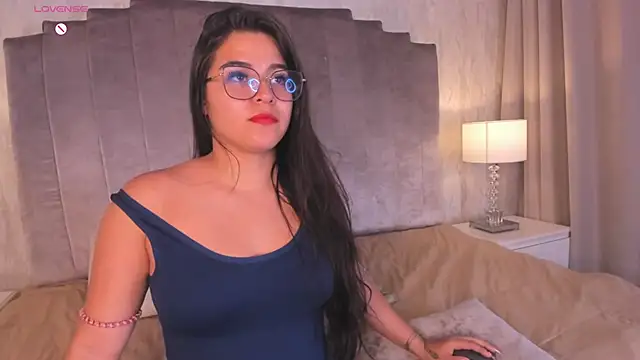Melanie hillz online show from May 2026 11:15:01 PM