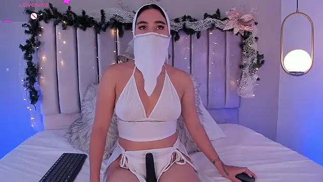 Melanie hillz online show from November 2025 07:47:02 PM