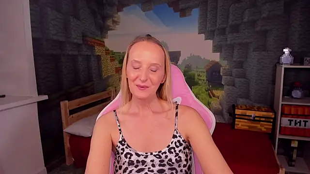 ScarlettPalmer online show from January 2026 10:44:02 AM