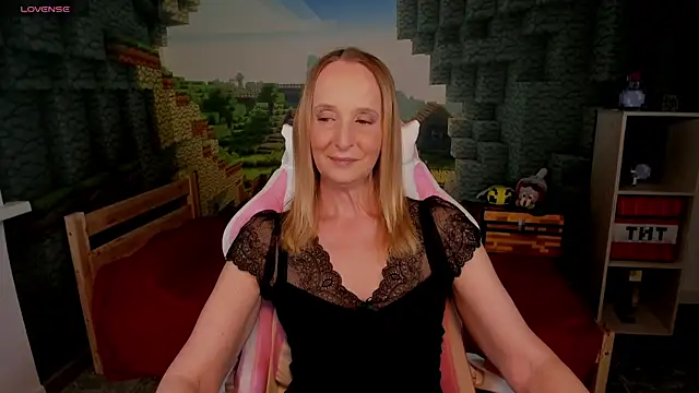 ScarlettPalmer online show from May 2026 09:36:01 AM