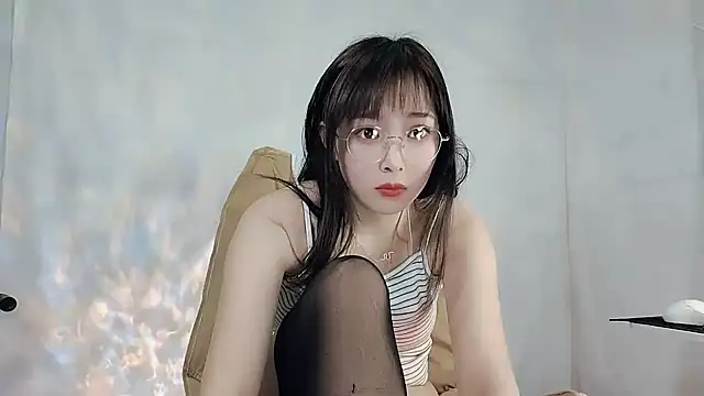 Snapshot of Cherry-666 chatting on March 2026 02:31:02 PM Cherry-666 online show from March 2026 02:31:02 PM