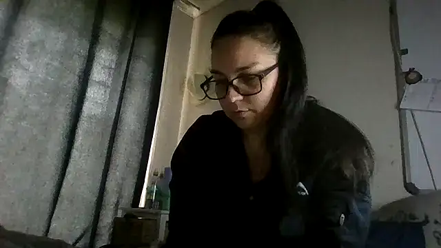 Snapshot of lilMissMarli chatting on March 2026 08:11:01 AM lilMissMarli online show from March 2026 08:11:01 AM