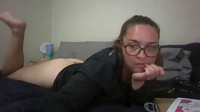Snapshot of lilMissMarli chatting on March 2026 07:59:01 AM lilMissMarli online show from March 2026 07:59:01 AM