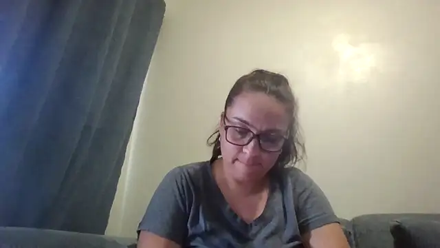 Snapshot of lilMissMarli chatting on March 2026 06:35:01 AM lilMissMarli online show from March 2026 06:35:01 AM