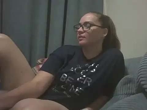 lilMissMarli online show from November 2025 06:13:02 AM