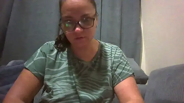 Snapshot of lilMissMarli chatting on April 2026 04:25:02 AM lilMissMarli online show from April 2026 04:25:02 AM