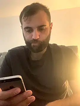 Snapshot of Hornymale247 chatting on November 2025 10:20:01 AM Hornymale247 online show from November 2025 10:20:01 AM