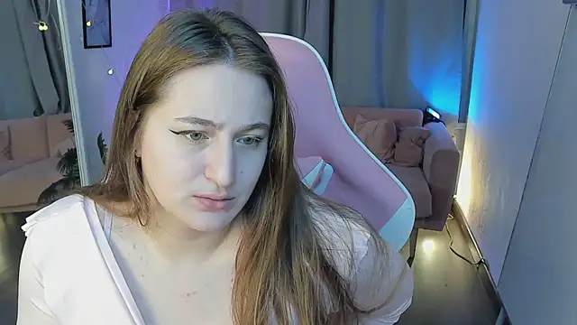 Sofi Mell online show from December 2025 12:15:02 PM