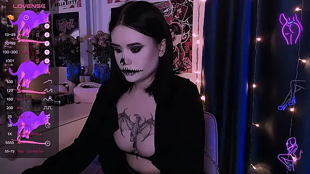Snapshot of Meow_Marie chatting on October 2025 09:11:02 PM Meow Marie online show from October 2025 09:11:02 PM