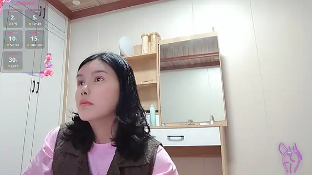 Qt889999 online show from November 2025 01:04:02 PM