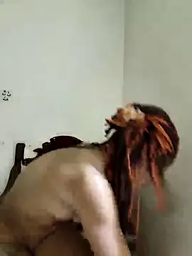 Snapshot of leona_sumiza chatting on November 2025 10:57:01 PM leona sumiza online show from November 2025 10:57:01 PM