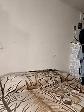 Snapshot of leona_sumiza chatting on December 2025 11:20:01 AM leona sumiza online show from December 2025 11:20:01 AM