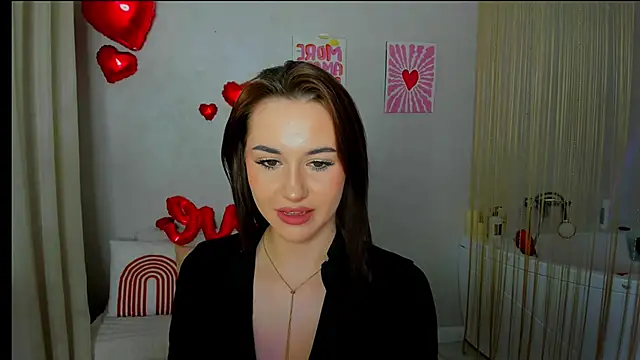 MakeYoueHappy online show from February 2026 11:32:01 AM