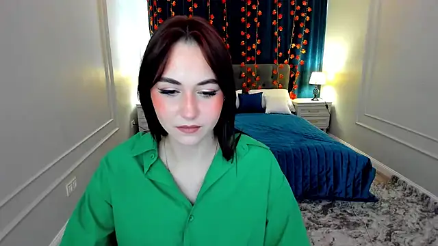 Snapshot of MakeYoueHappy chatting on November 2025 11:47:01 AM MakeYoueHappy online show from November 2025 11:47:01 AM