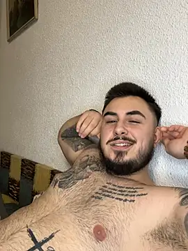 Snapshot of Swetdani chatting on January 2026 02:26:02 AM Swetdani online show from January 2026 02:26:02 AM