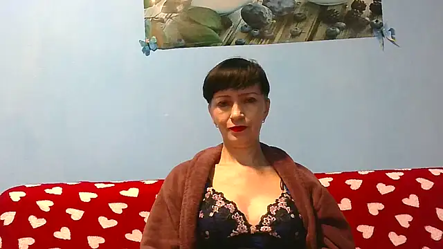 IffetLove42 online show from April 2026 07:39:02 PM