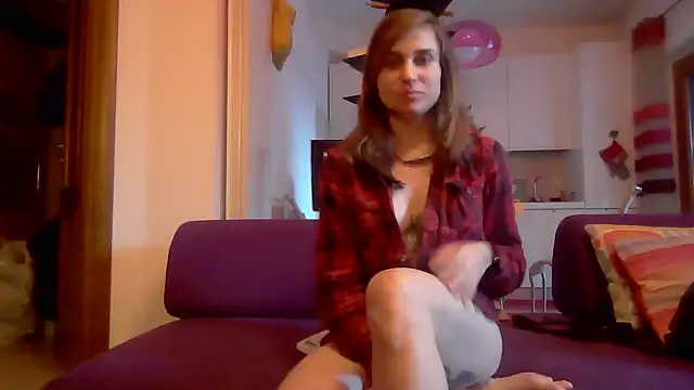 SinnEmily online show from February 2026 03:30:02 PM