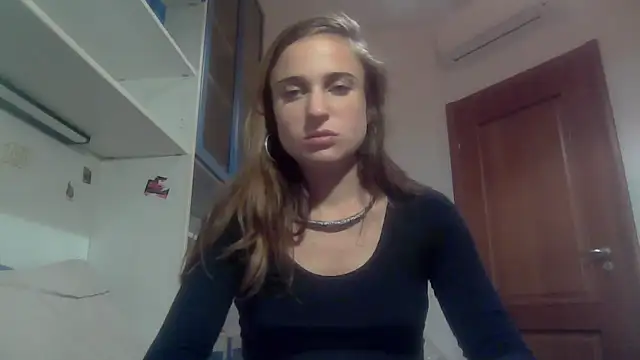 Snapshot of SinnEmily chatting on December 2025 09:14:01 PM SinnEmily online show from December 2025 09:14:01 PM