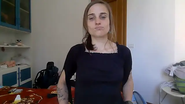 SinnEmily online show from May 2026 07:40:02 AM