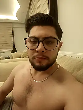 Mstfaavan64 online show from March 2026 09:38:02 PM