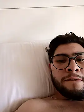 Mstfaavan64 online show from December 2025 09:52:01 AM