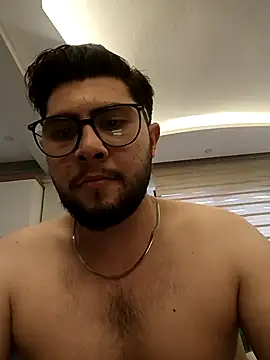 Mstfaavan64 online show from March 2026 02:40:02 PM