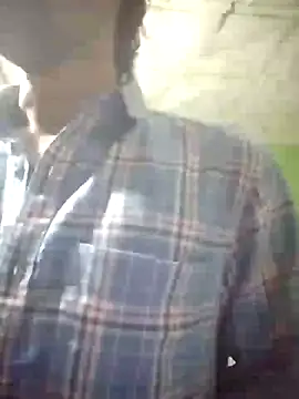 Snapshot of Luckysucks chatting on October 2025 07:24:02 PM Luckysucks online show from October 2025 07:24:02 PM