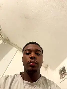 negrinho5 online show from October 2025 06:07:01 PM