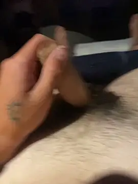 Snapshot of FestiveWolf225 chatting on November 2025 06:34:02 PM FestiveWolf225 online show from November 2025 06:34:02 PM