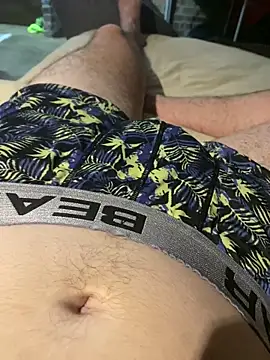 Snapshot of FestiveWolf225 chatting on November 2025 06:00:02 PM FestiveWolf225 online show from November 2025 06:00:02 PM