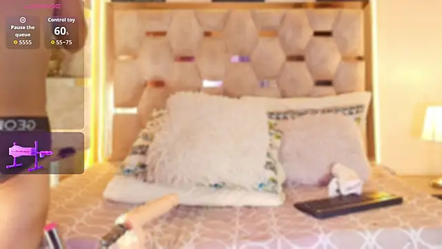 Snapshot of Andrew_Haalls chatting on December 2025 10:37:01 PM Andrew Haalls online show from December 2025 10:37:01 PM