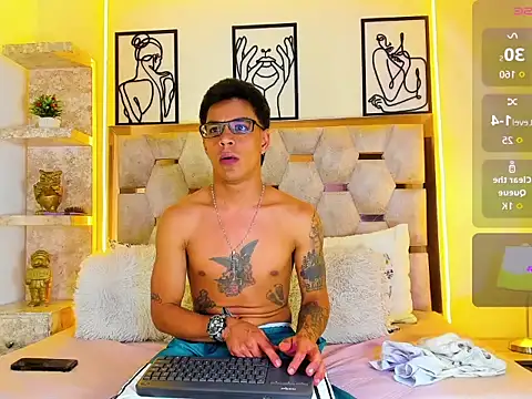 Snapshot of Andrew_Haalls chatting on October 2025 12:59:02 PM Andrew Haalls online show from October 2025 12:59:02 PM