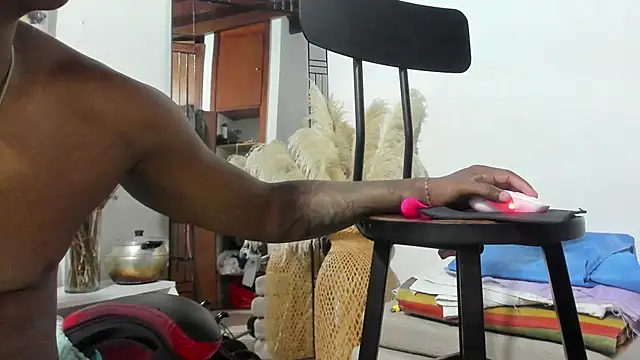 hathor  01 online show from December 2025 02:45:01 PM