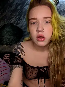 mattiethebaddieee online show from December 2025 02:49:01 AM