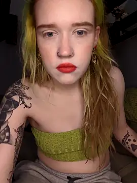 mattiethebaddieee online show from December 2025 03:39:01 AM