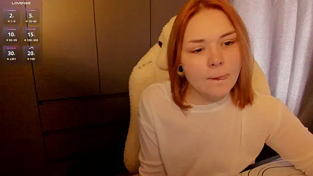Snapshot of sophia_lix chatting on May 2026 07:06:01 AM sophia lix online show from May 2026 07:06:01 AM