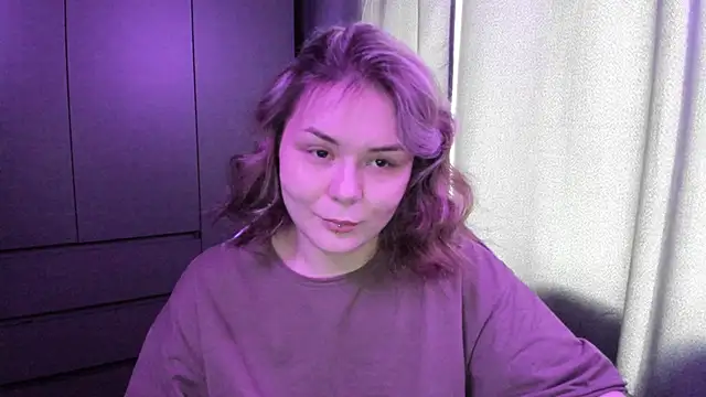 sophia lix online show from December 2025 05:32:02 AM